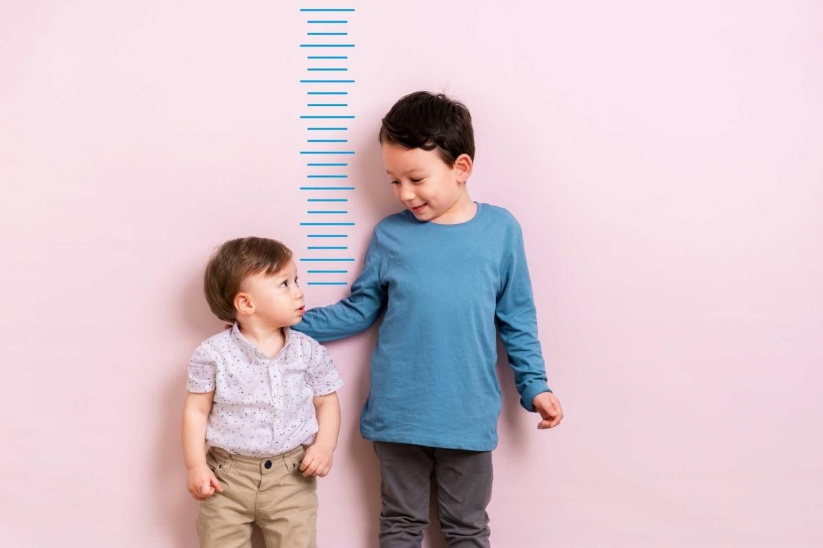 Yếu tố nào ảnh hưởng đến chiều cao của trẻ?